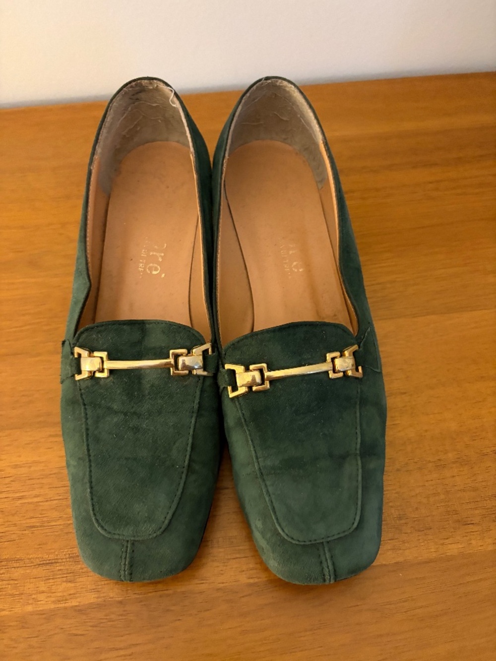 Genuine Italian Leather and Suede Buckle Heeled Loafers